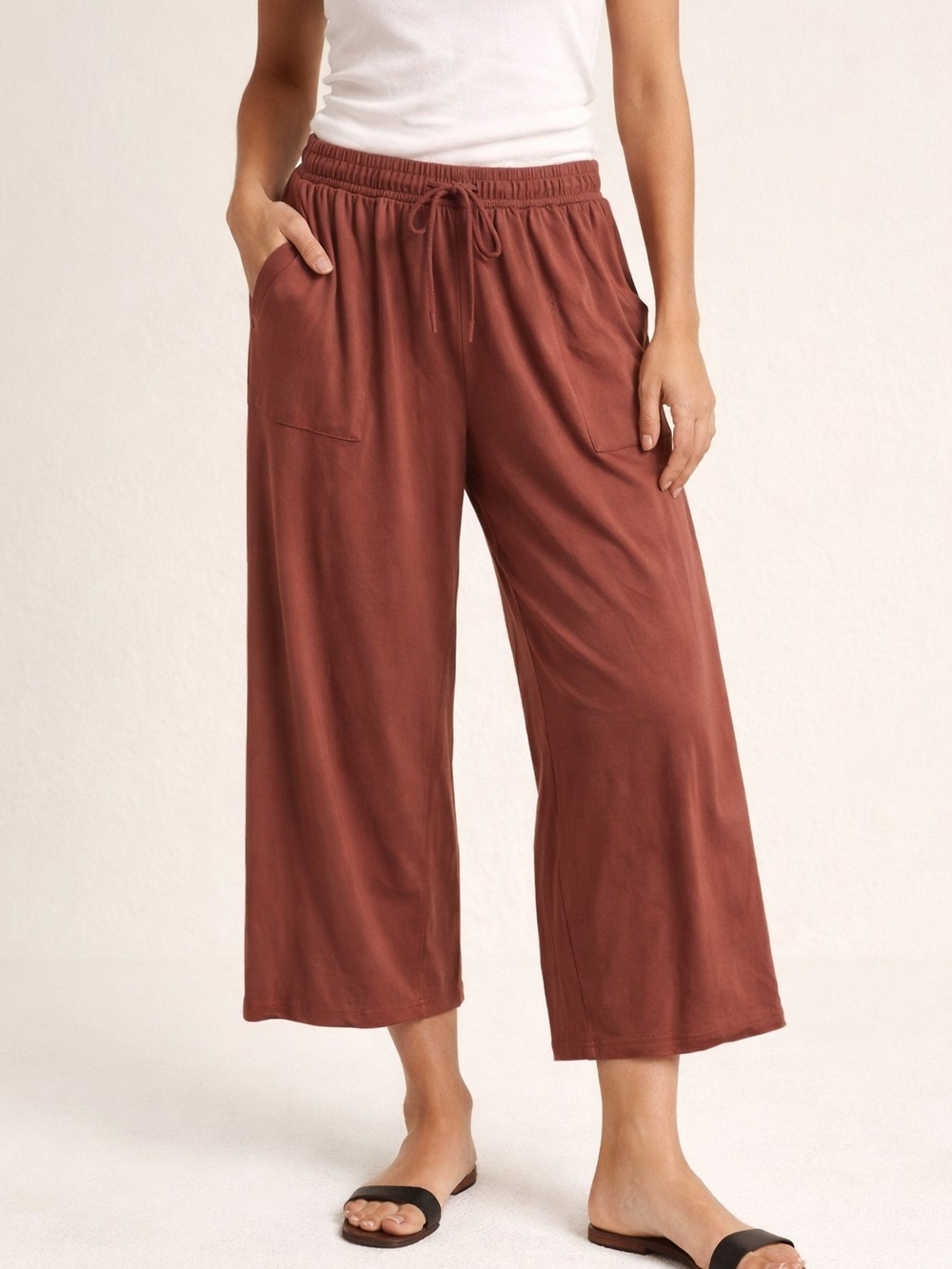 HALARA Wide-Leg Drawstring Cropped Pants - Rust Brown